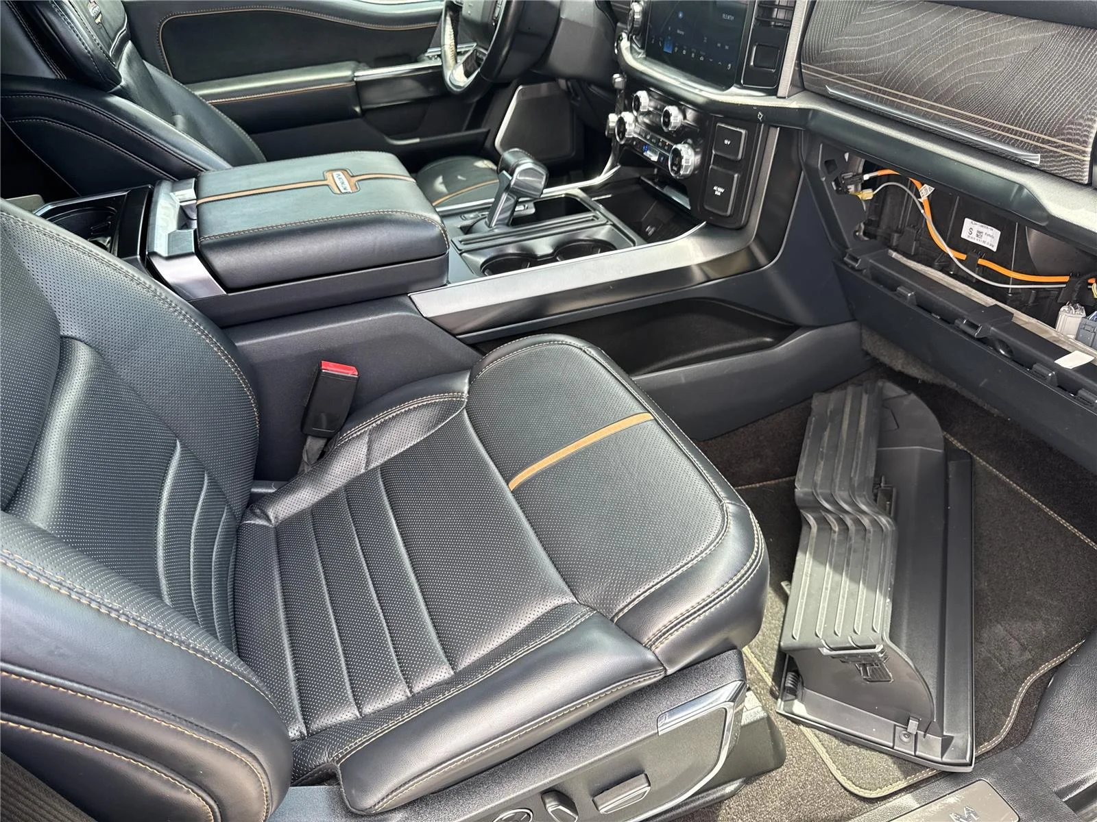 Used 2021 Carbonized Gray Ford Platinum image 40