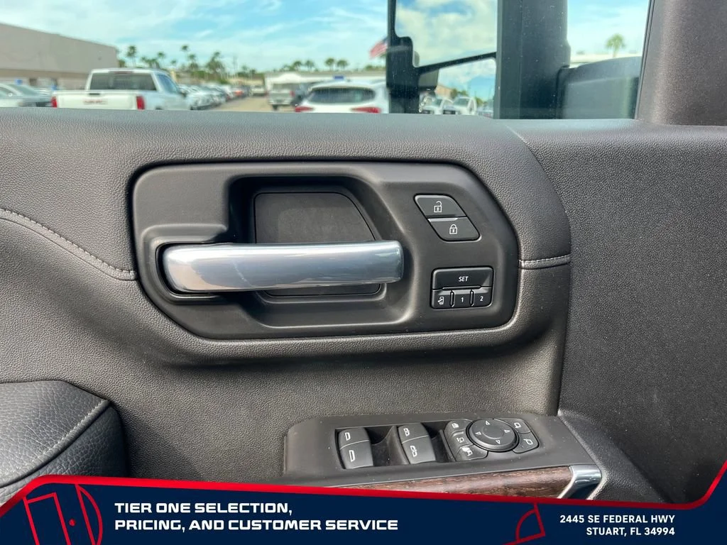 Used 2021 ONYX BLACK GMC Denali image 23