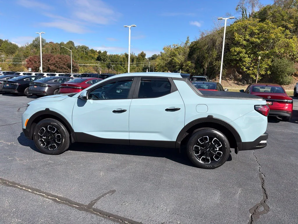 Used 2023 Blue Stone Hyundai SEL image 4