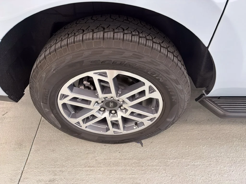 New 2026 Glacier Gray Metallic Tri-Coat Ford MAX Active image 5