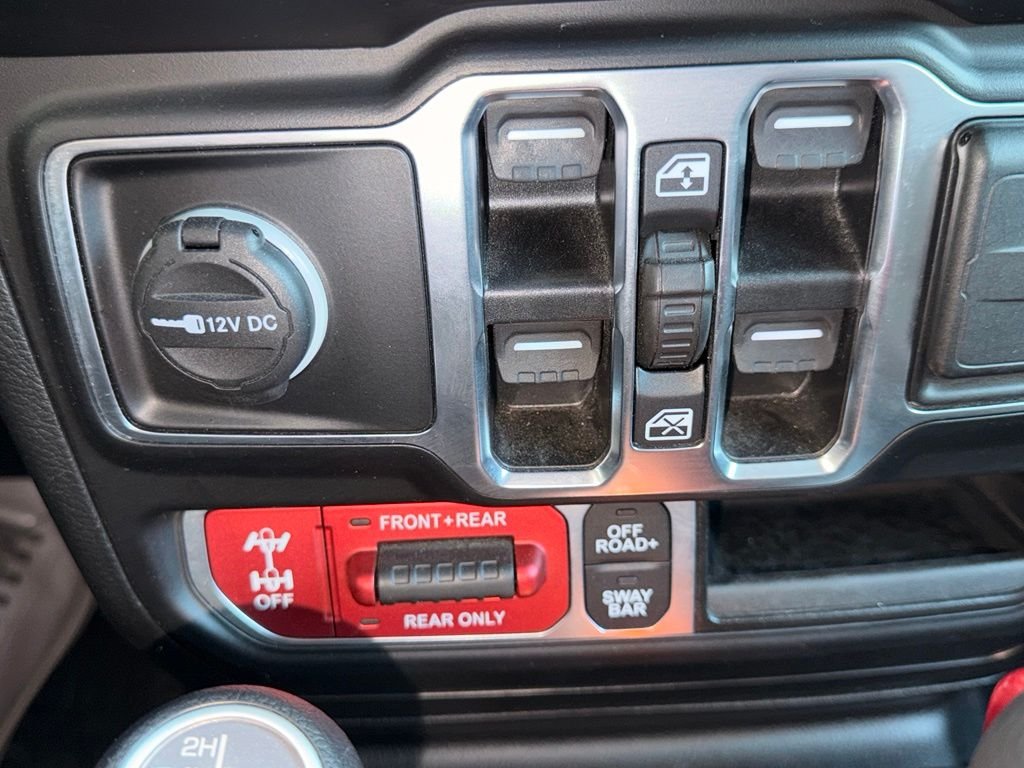 Used 2022 Hydro Blue Pearlcoat Jeep Rubicon image 17