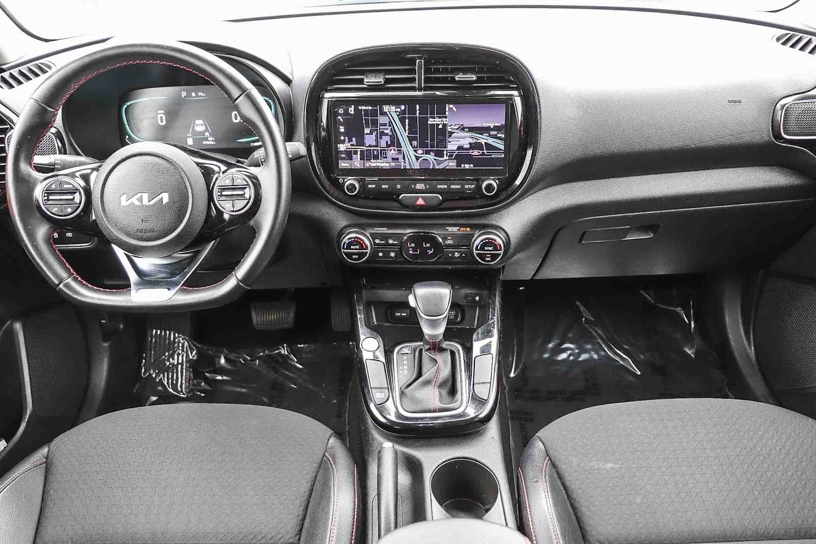 Used 2023 Snow White Pearl Kia GT-Line image 14