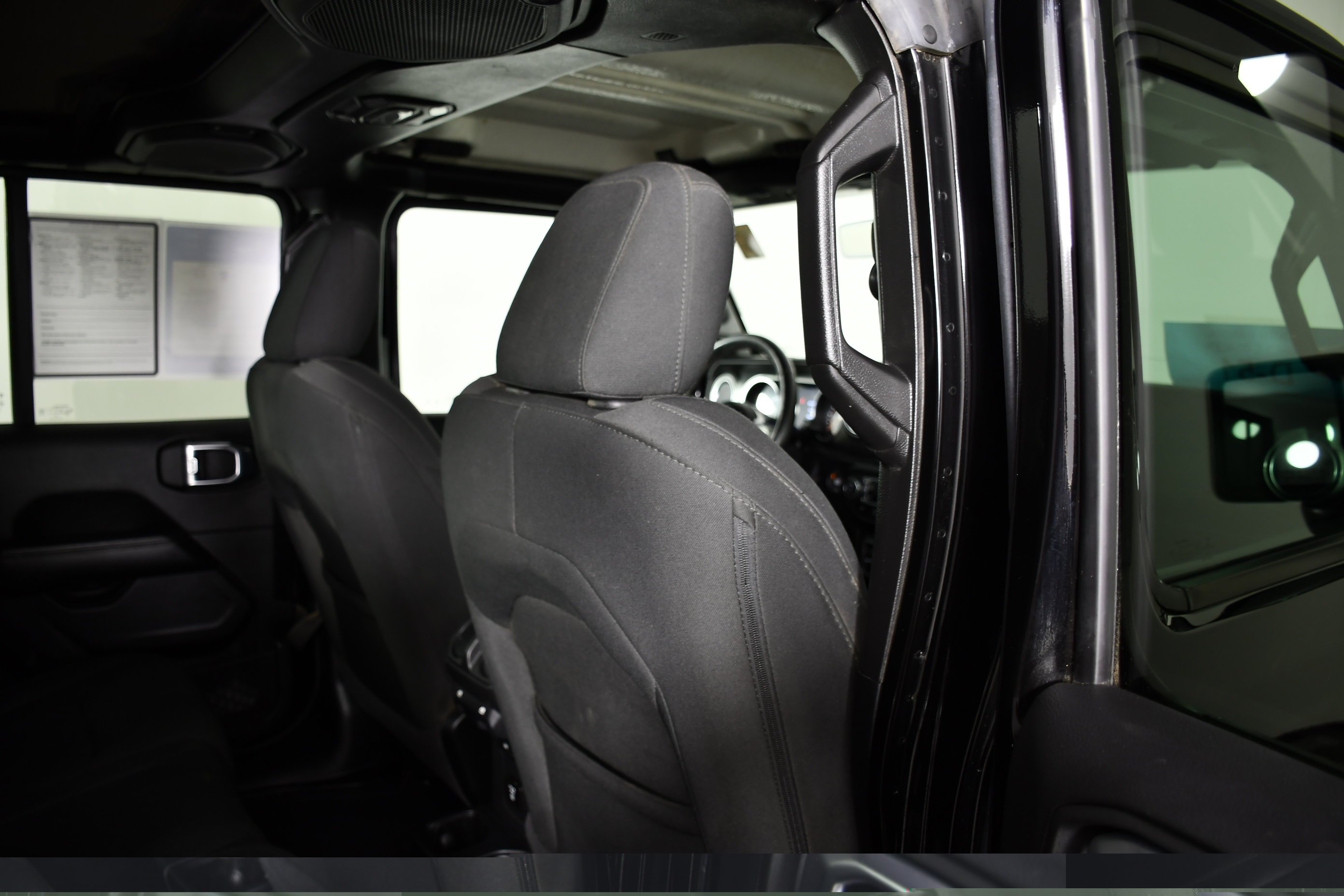 Used 2021 Black Clearcoat Jeep Unlimited Sahara image 43