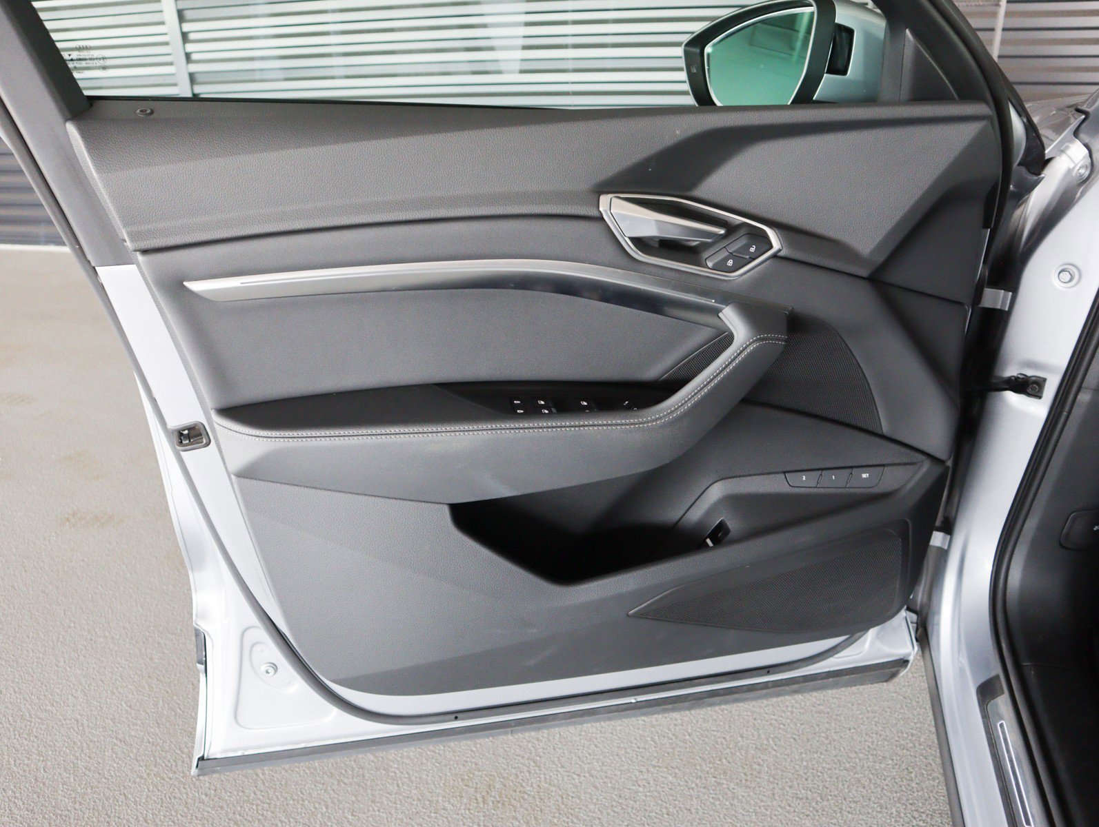 Used 2023 Florett Silver Metallic Audi S line Premium image 26