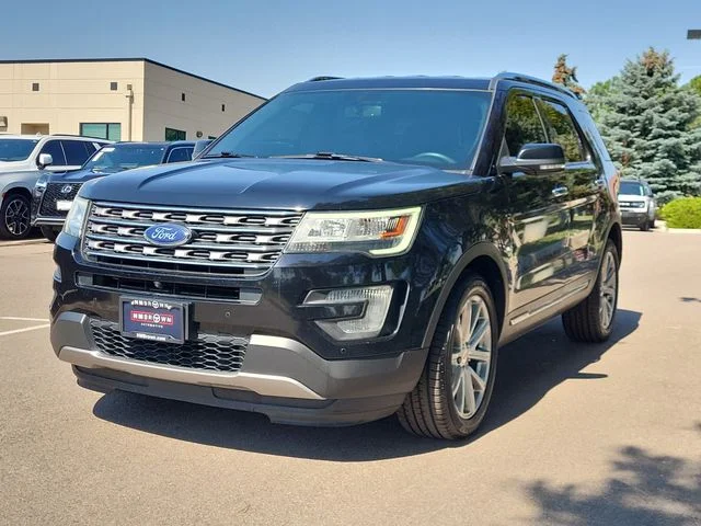 Used 2017 Shadow Black Ford Limited image 6