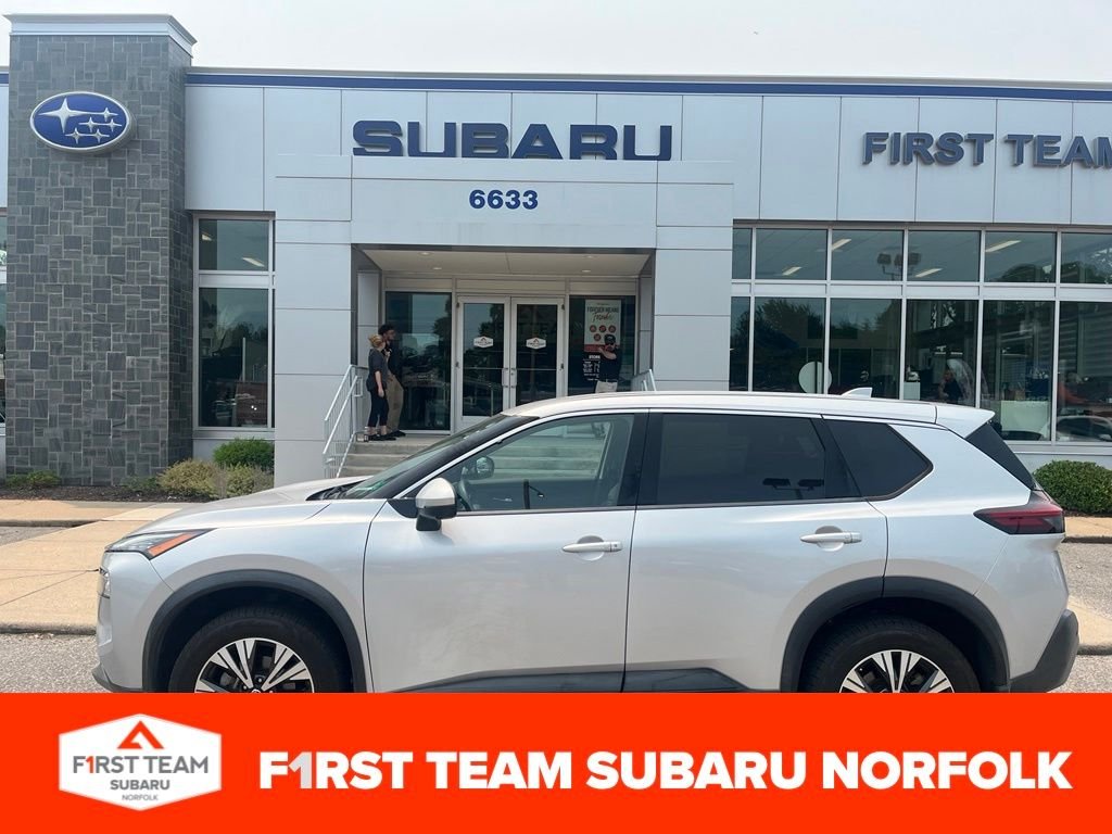 Used 2021 Silver Nissan SV image 1
