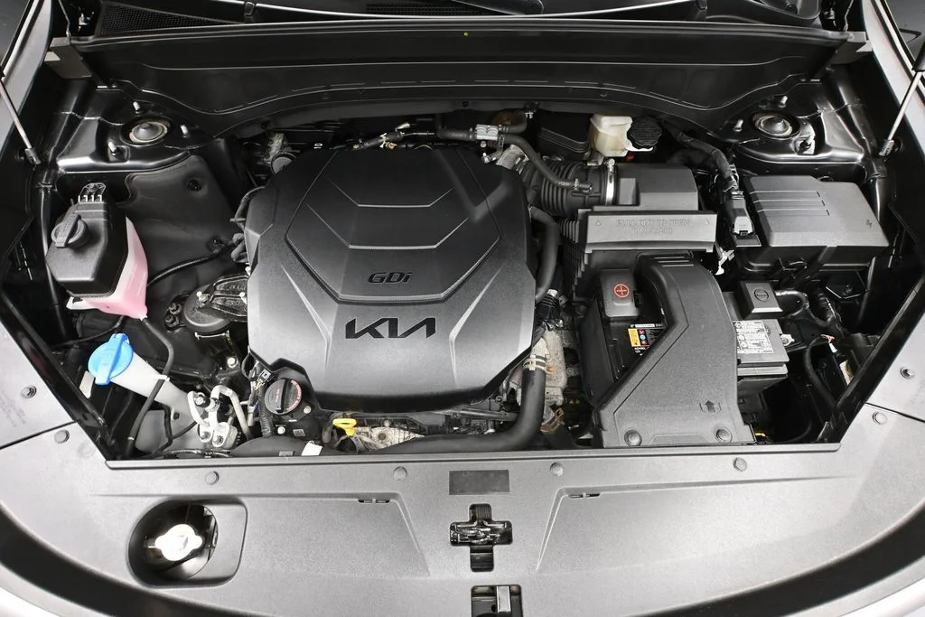 Used 2023 Black Kia EX X-Line image 53