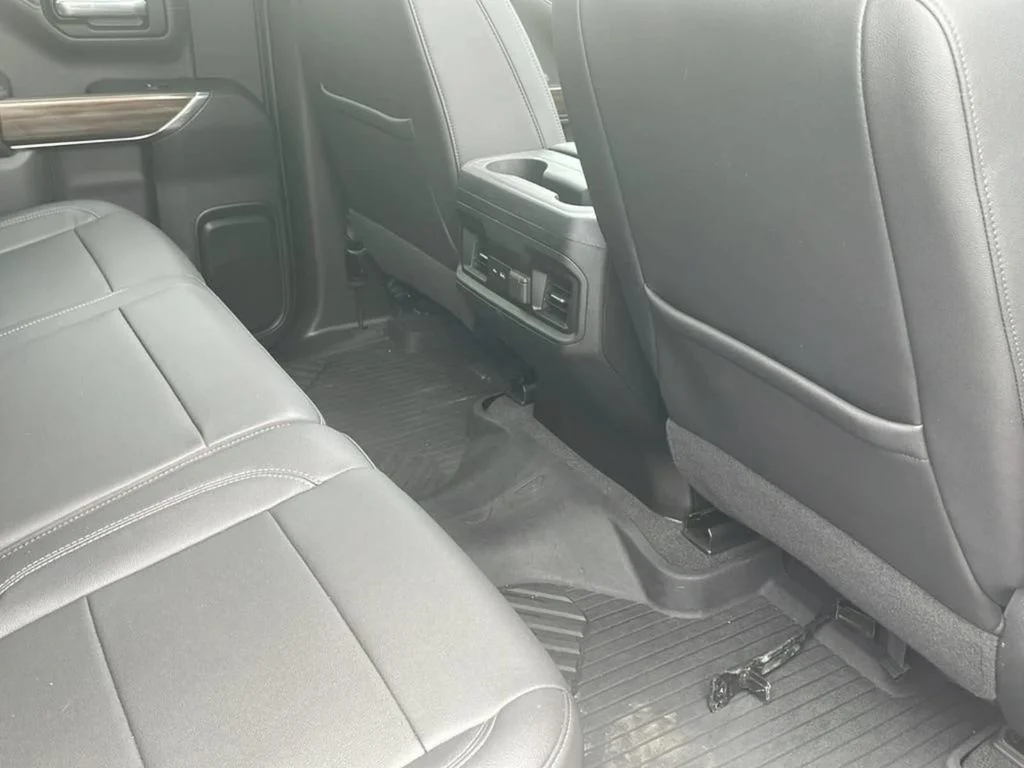 Used 2021 Iridescent Pearl Tricoat Chevrolet LT Trail Boss image 25