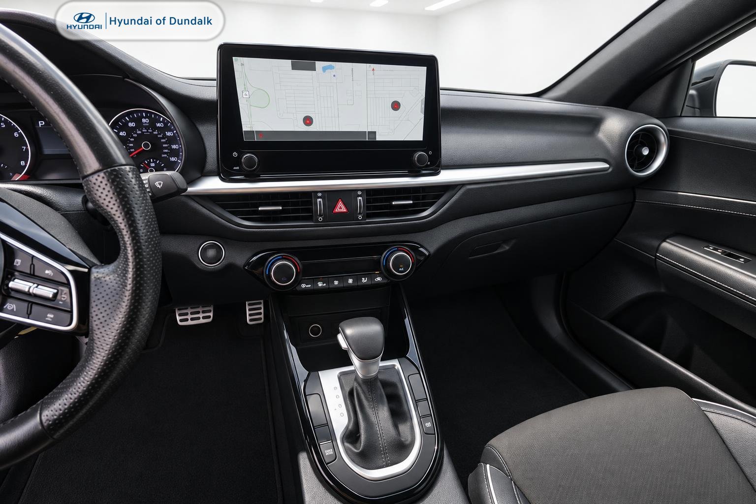 Used 2022 White Kia GT-Line image 11
