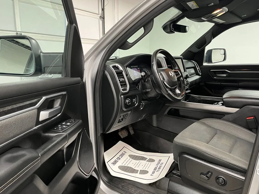 Used 2021 Silver Ram Big Horn/Lone Star image 20