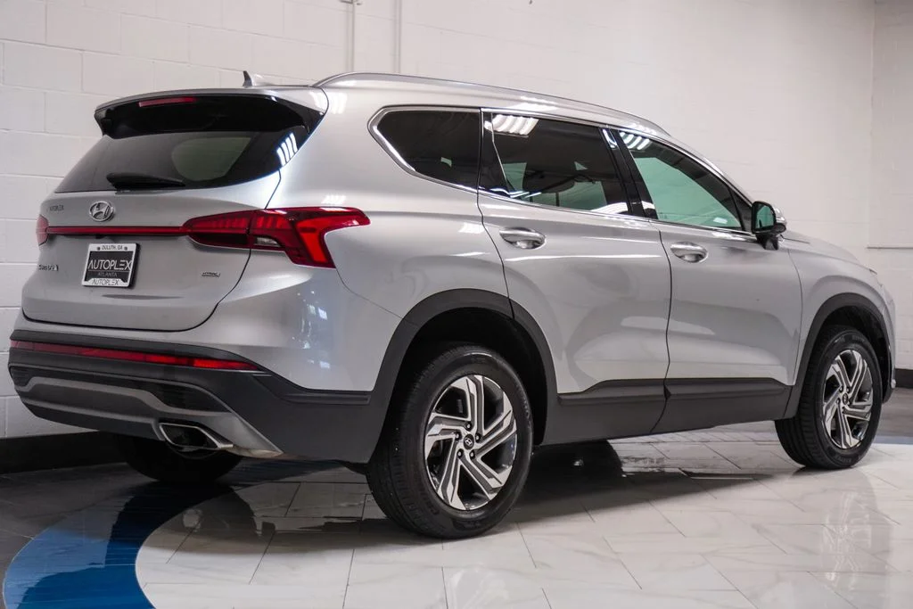 Used 2023 Silver Hyundai SEL image 31