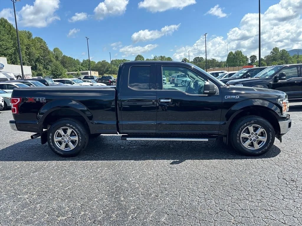 Used 2018 Black Ford XLT image 9