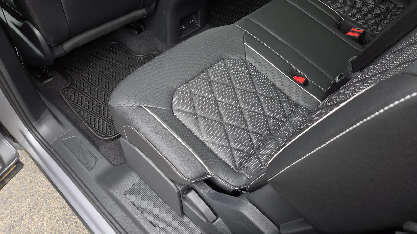 2026 Volkswagen Atlas SEL Premium R-Line - Photo 38