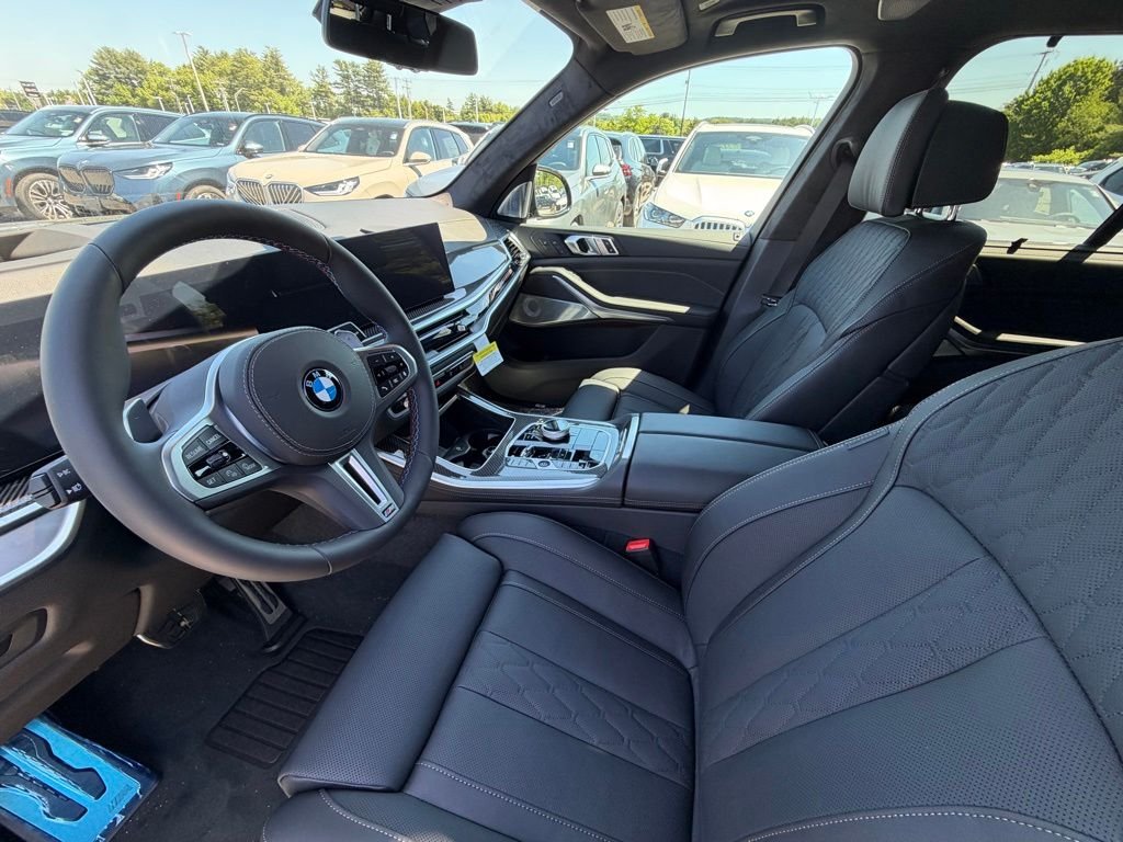 New 2026 Black Sapphire Metallic BMW M60i image 5