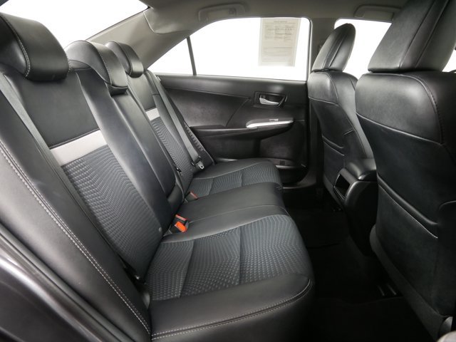 Used 2014 Magnetic Gray Metallic Toyota SE image 14