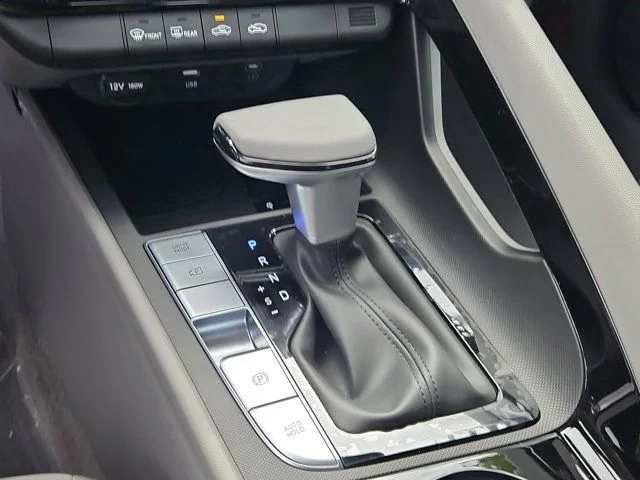 2025 Hyundai Elantra Blue - Photo 26