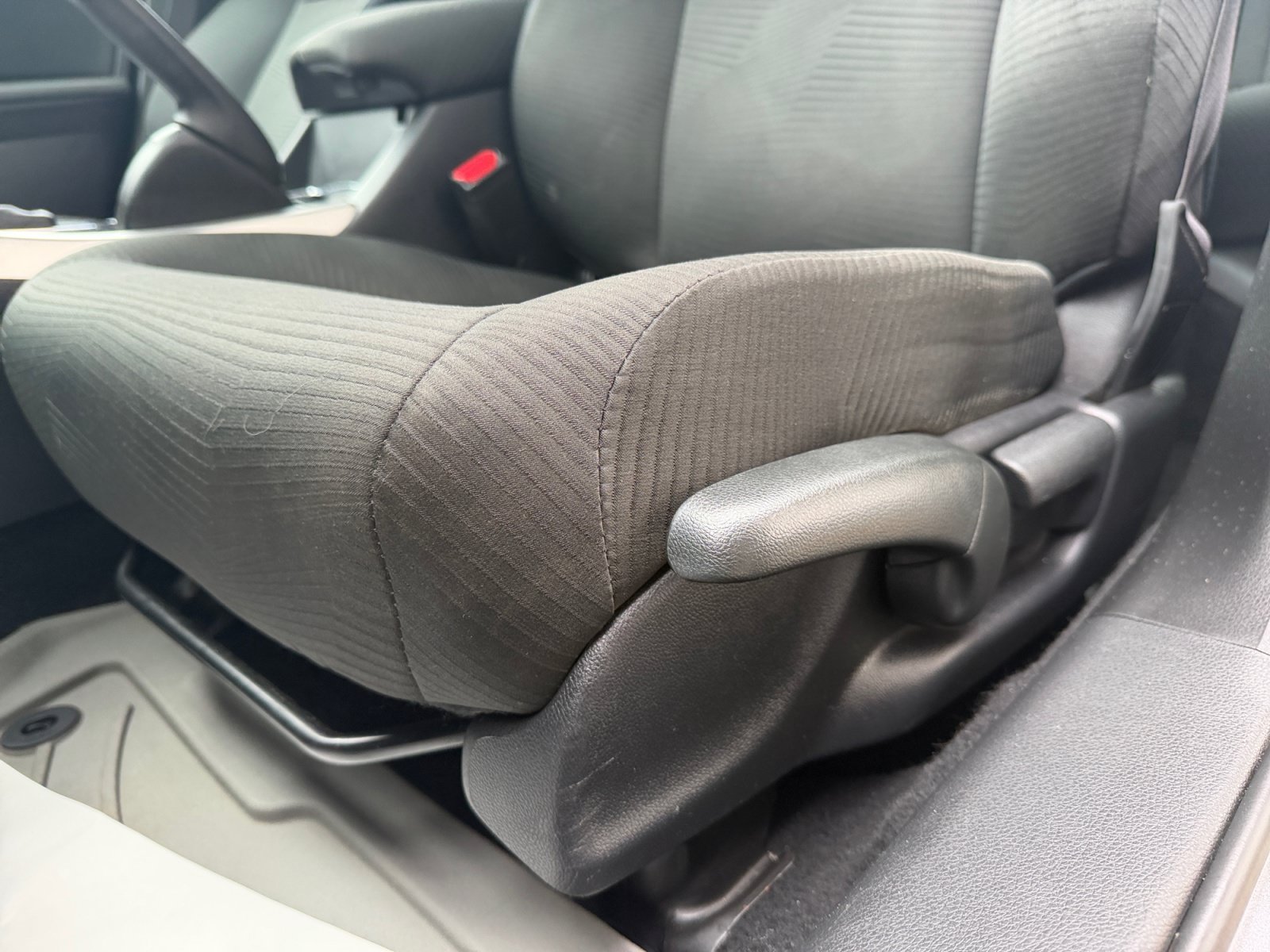 Used 2017 Gray Honda LX image 9
