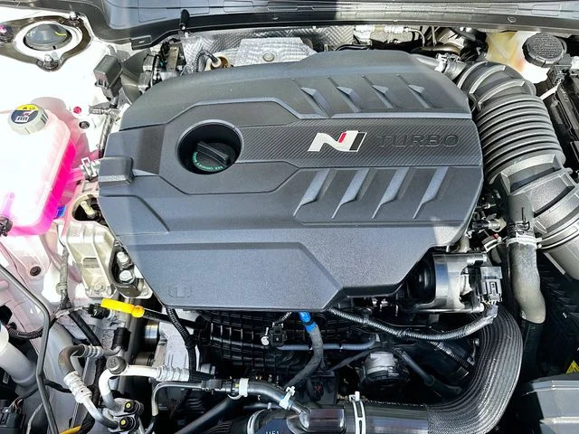 Used 2025 Gray Hyundai Base image 28