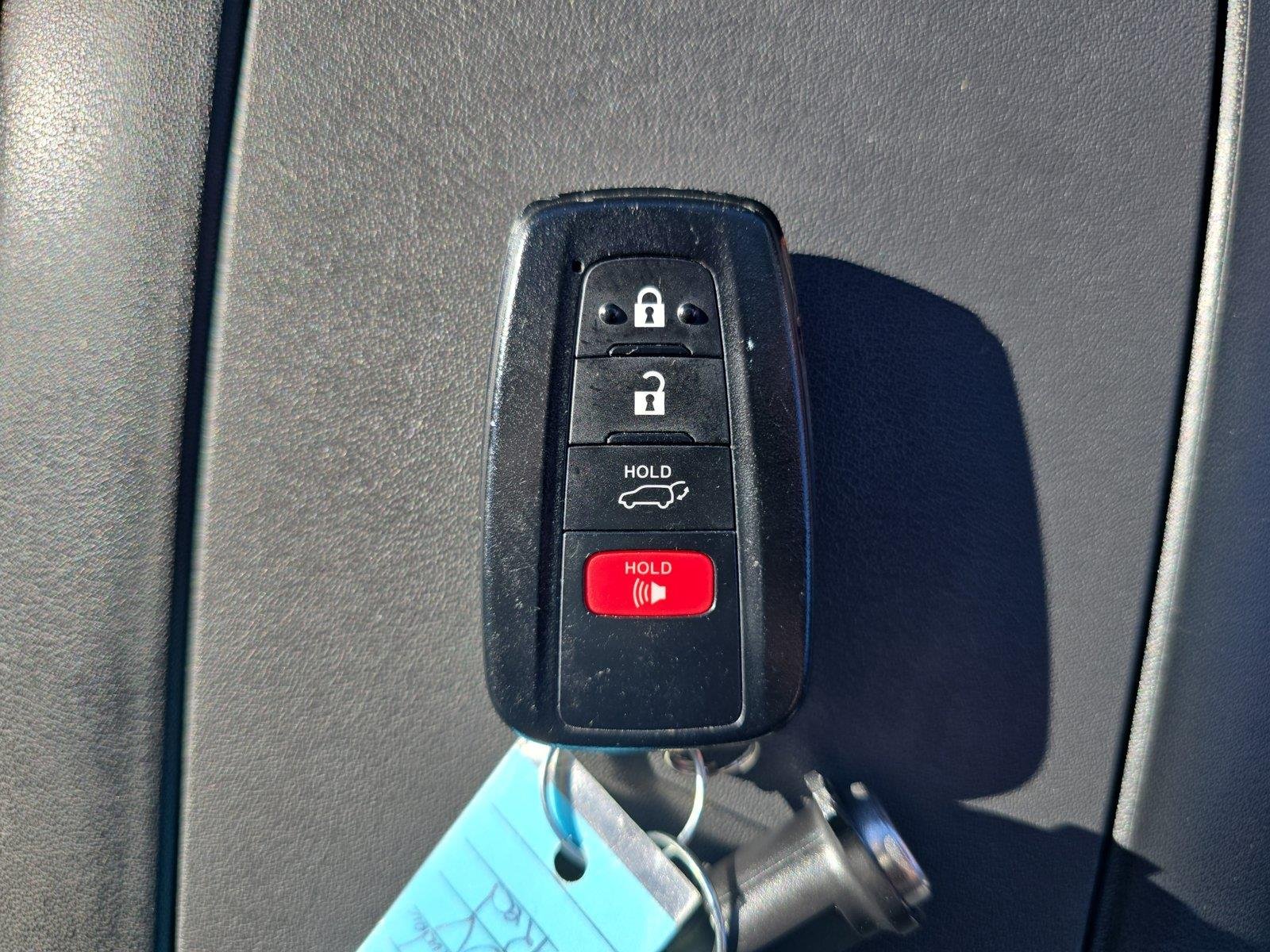 Used 2022 Ruby Flare Pearl Toyota XLE image 28