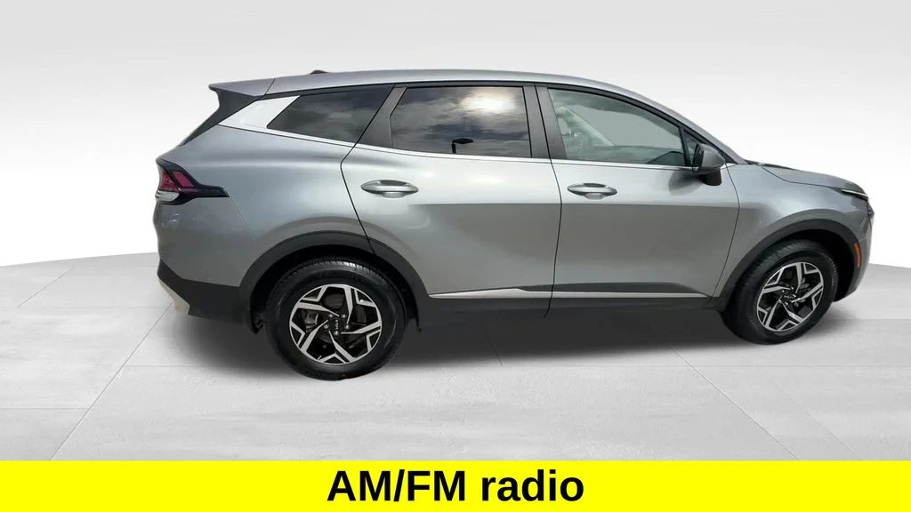Certified Used 2024 Gray Kia LX image 10