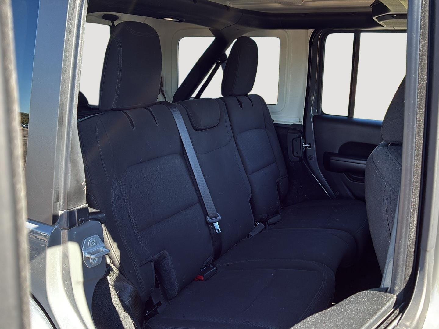 Used 2020 Sting-Gray Clearcoat Jeep Sport S image 10