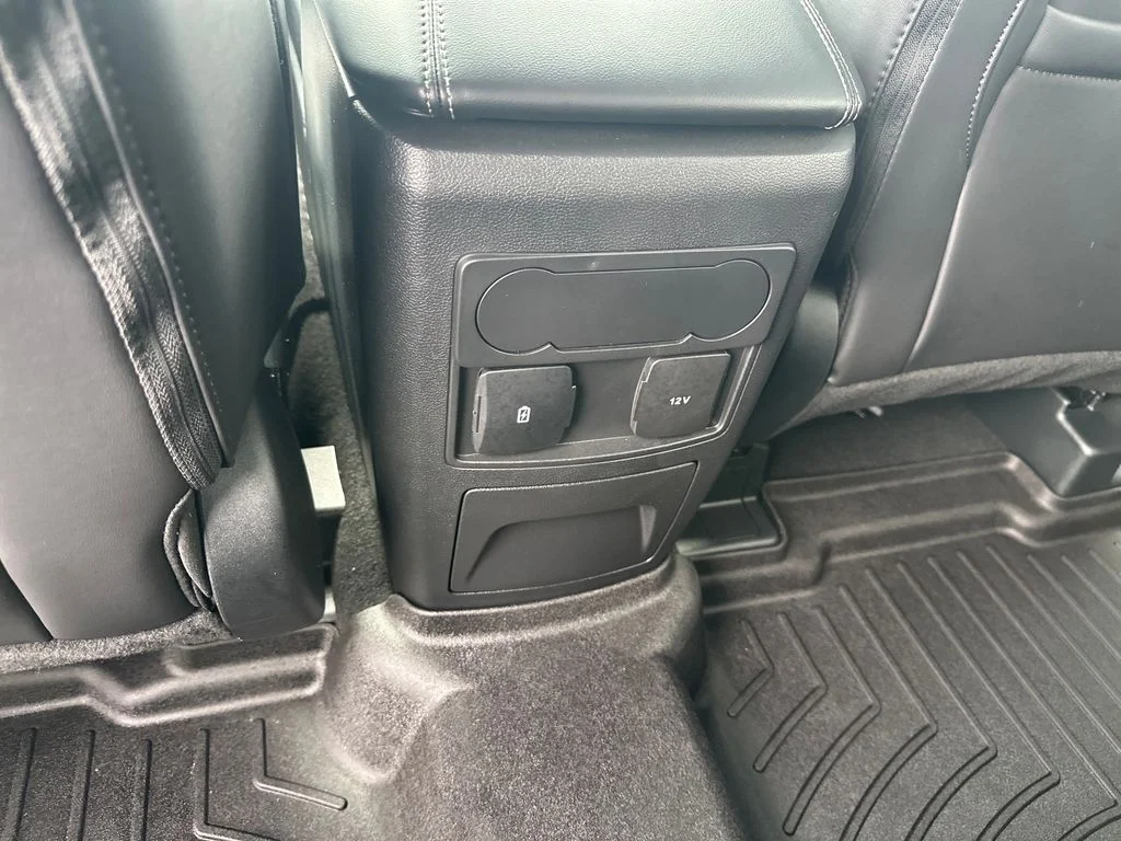 Used 2024 Red Ford XLT image 29