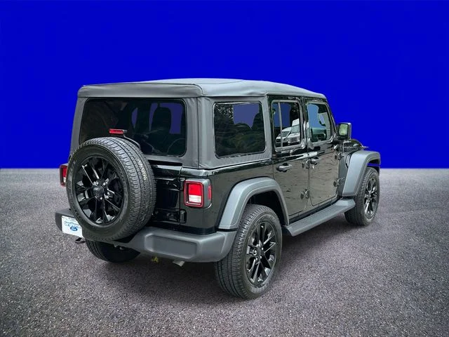 Certified Used 2022 Black Clearcoat Jeep Unlimited Sport S image 3
