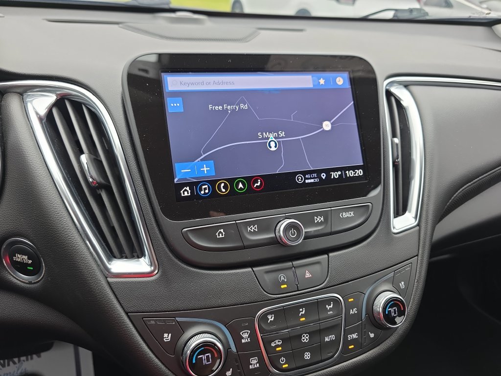Used 2023 Gray Chevrolet LT image 19