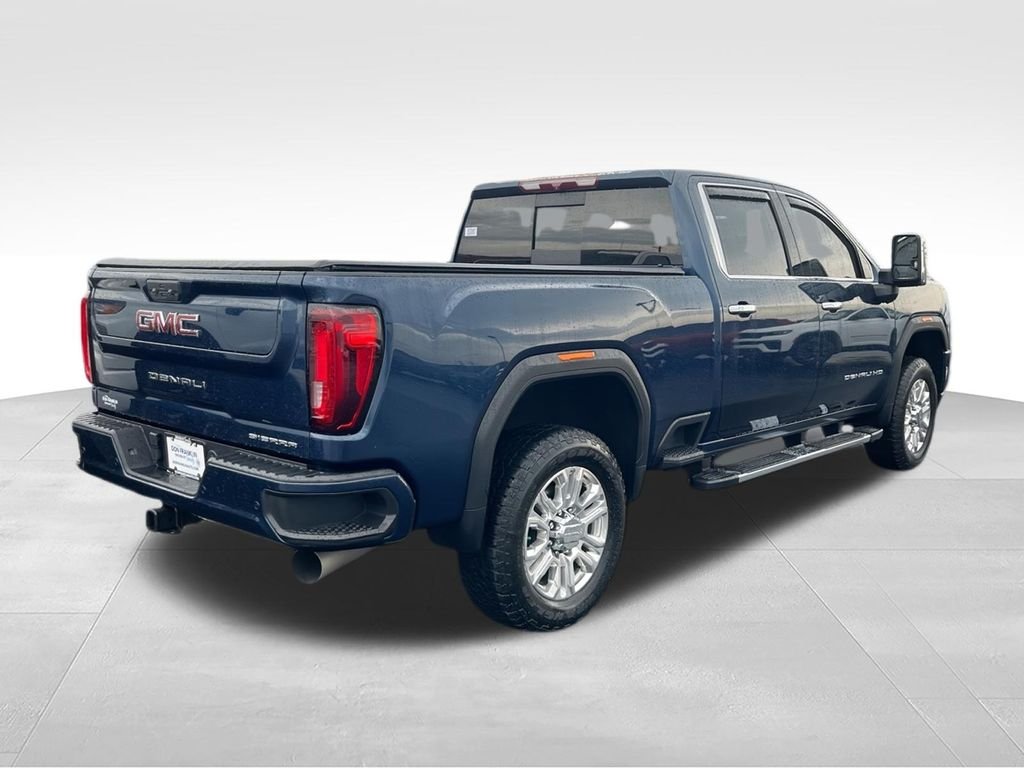 Used 2022 Blue GMC Denali image 8