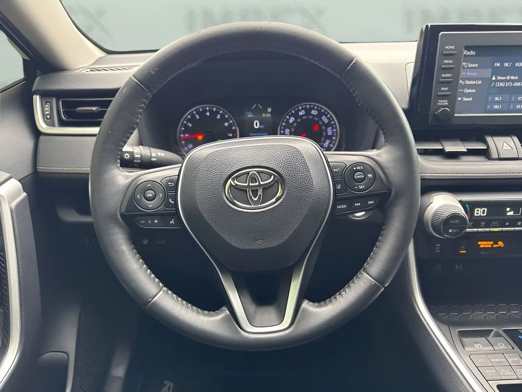 Used 2019 Gray Toyota XLE image 14