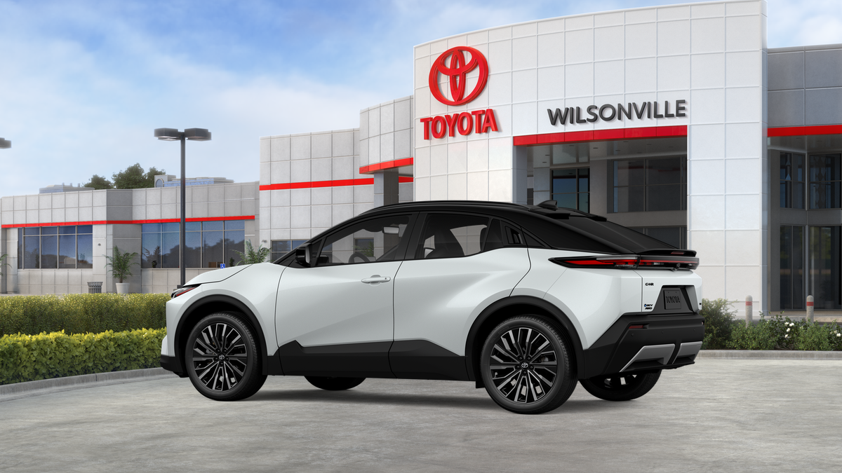 New 2026 Wind Chill Pearl with Midnight Black Metallic roof Toyota XSE image 5