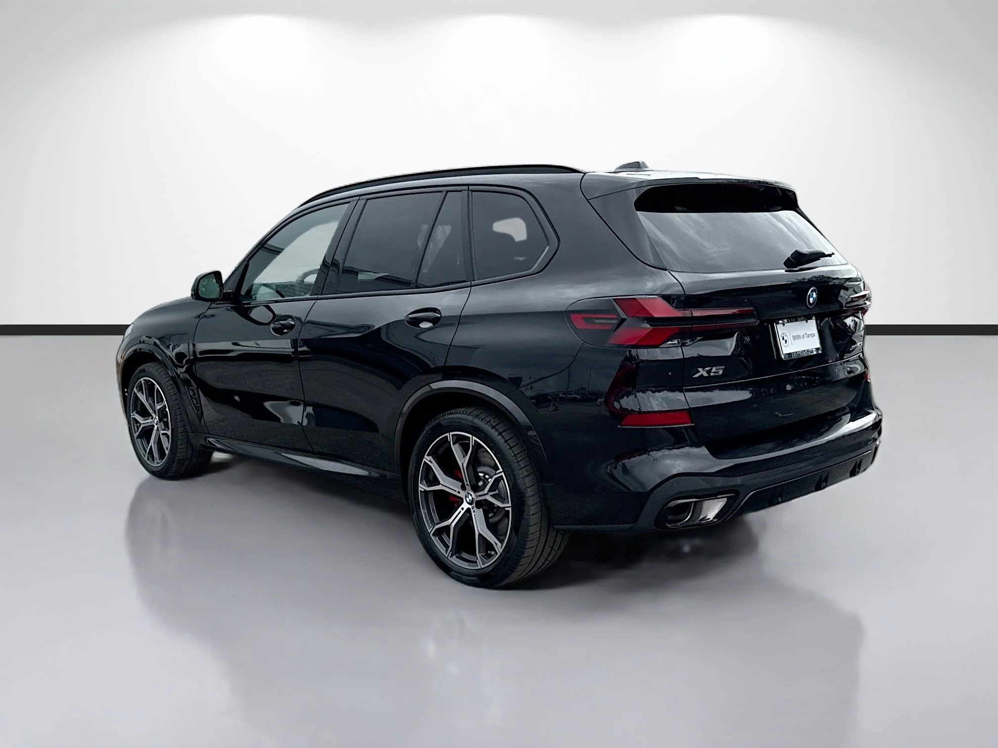 New 2026 Black Sapphire Metallic BMW xDrive50e image 5