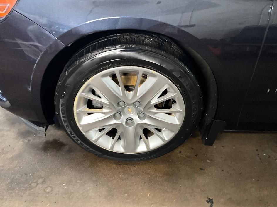 Used 2014 Blue Chevrolet LS image 13