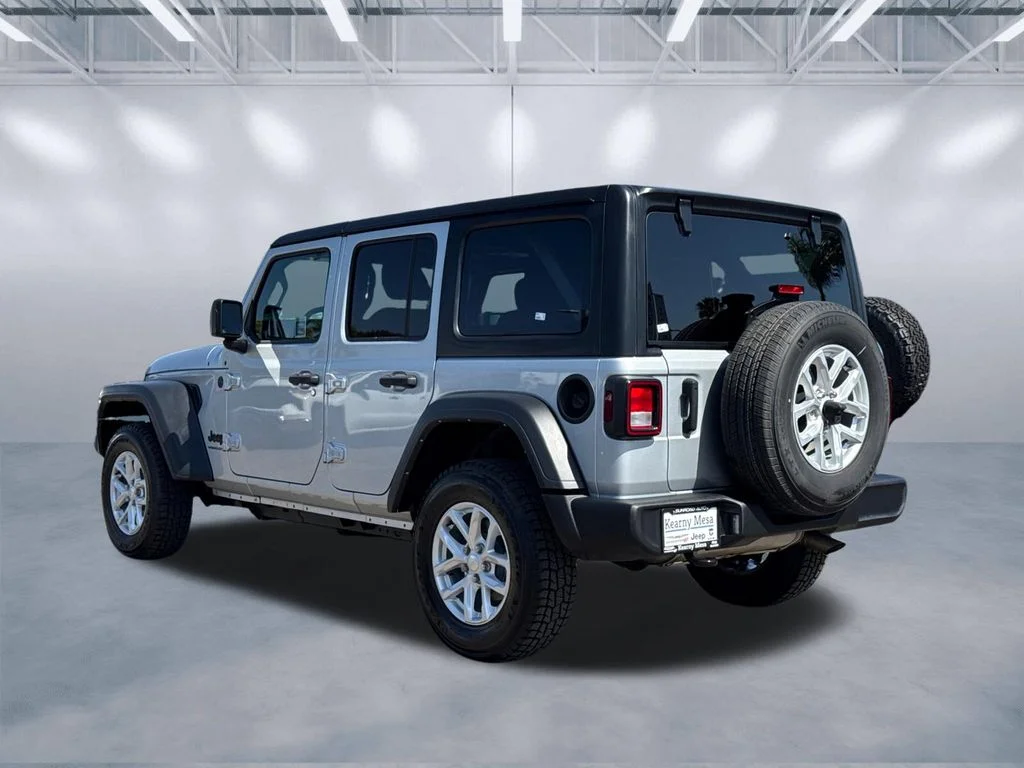 Used 2023 Silver Jeep Sport S image 4