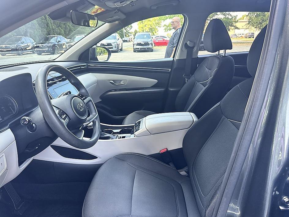 Used 2022 Amazon Gray Hyundai SEL image 11