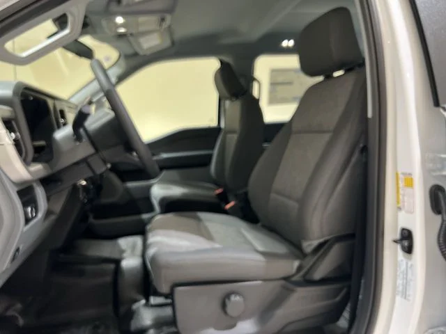 New 2026 Oxford White Ford F-350® XL image 16