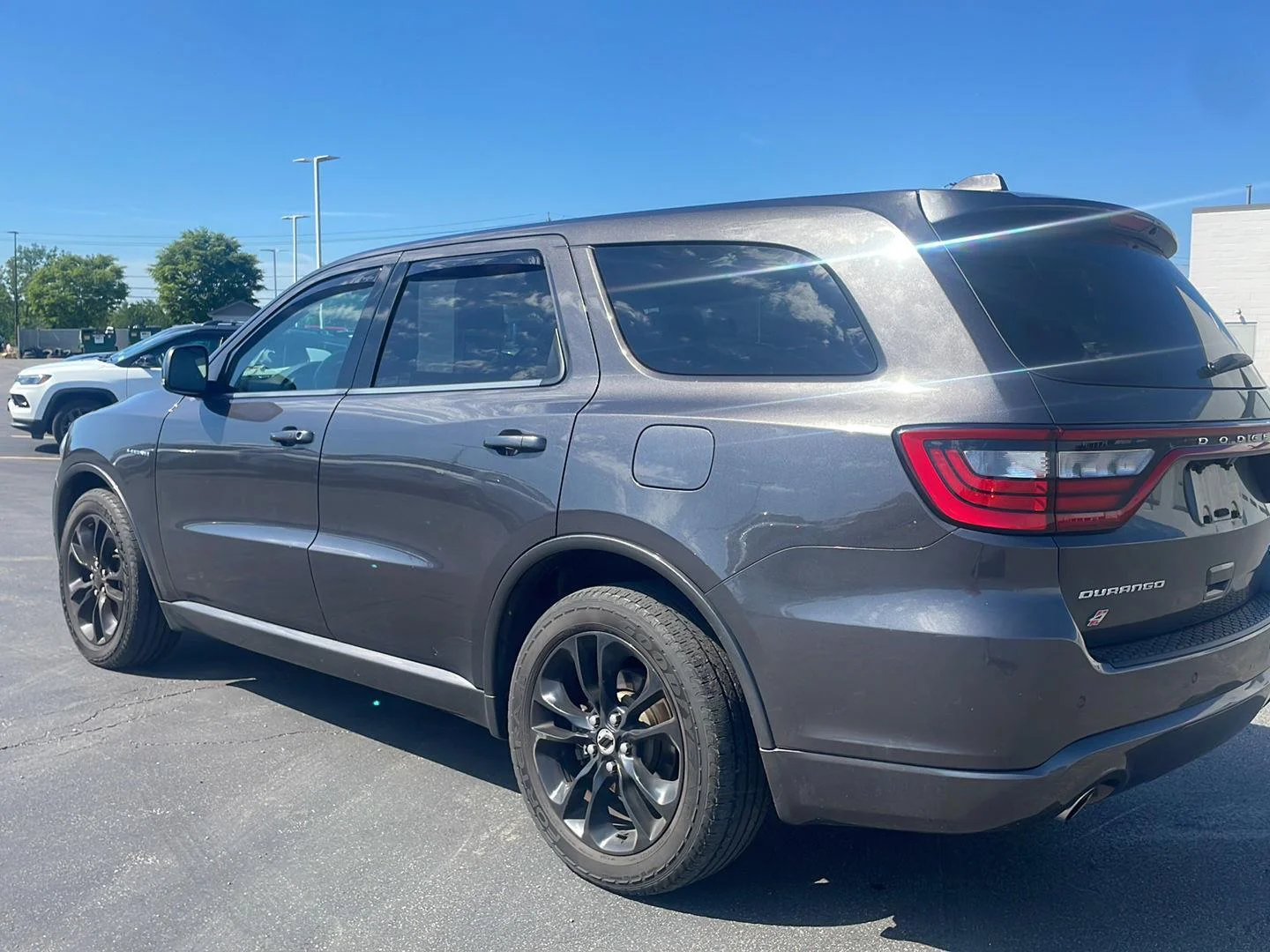 Used 2020 Granite Crystal Metallic Dodge R/T image 11