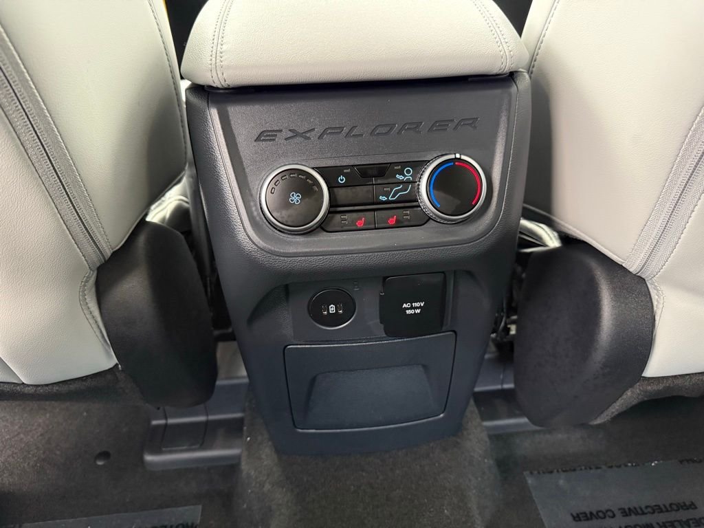 New 2026 Agate Black Metallic Ford Platinum™ image 62