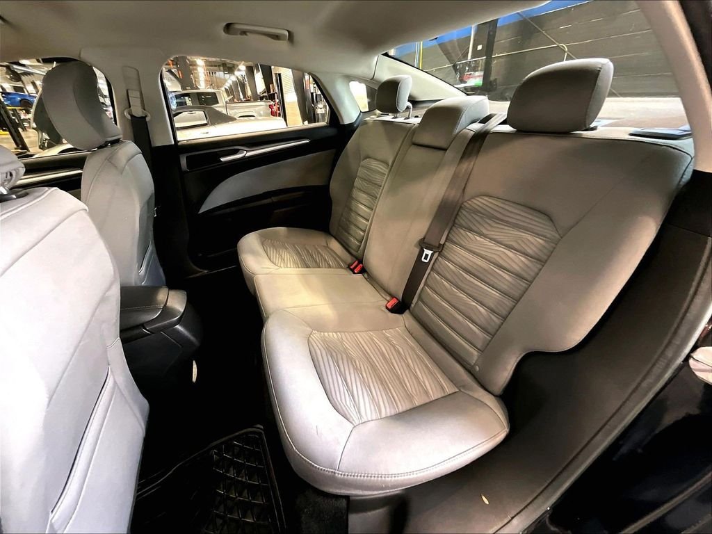 Used 2016 Black Ford S image 15