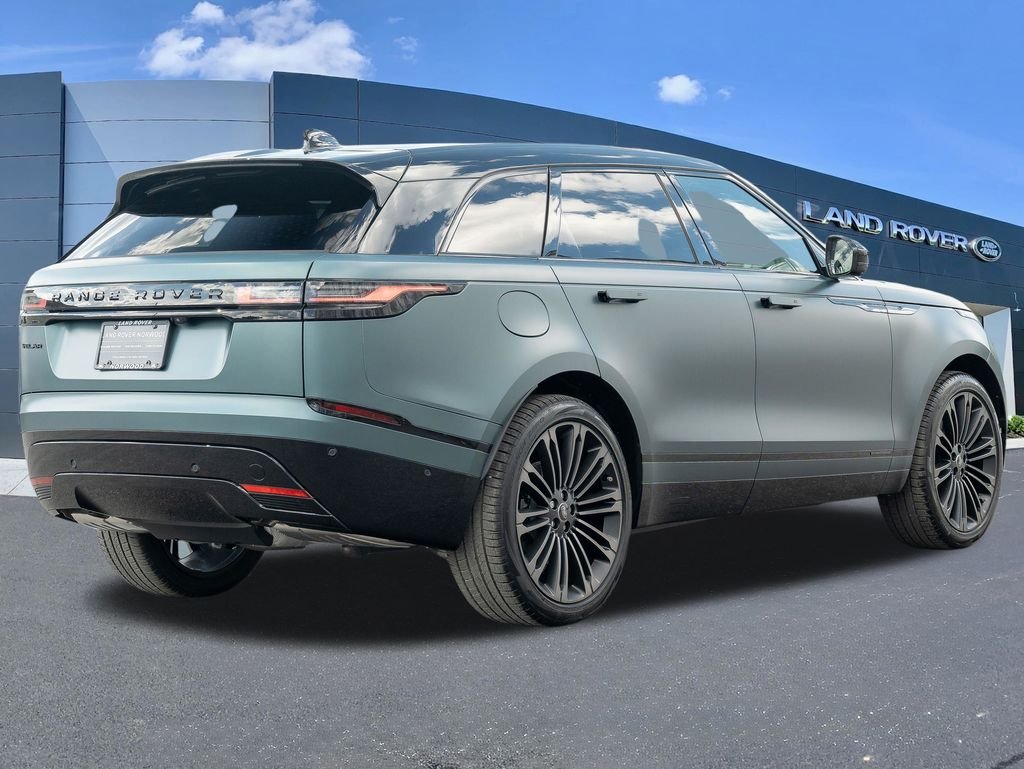 New 2026 Giola Green Land Rover  image 4