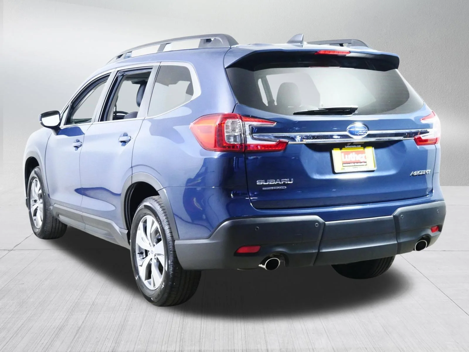 Used 2024 Cosmic Blue Pearl Subaru Premium image 5