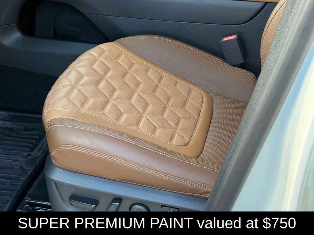 New 2026 Everest White TriCoat Nissan Platinum Reserve image 6