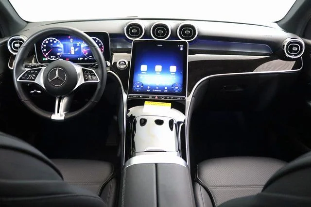 2025 Mercedes-Benz GLC Base - Photo 20