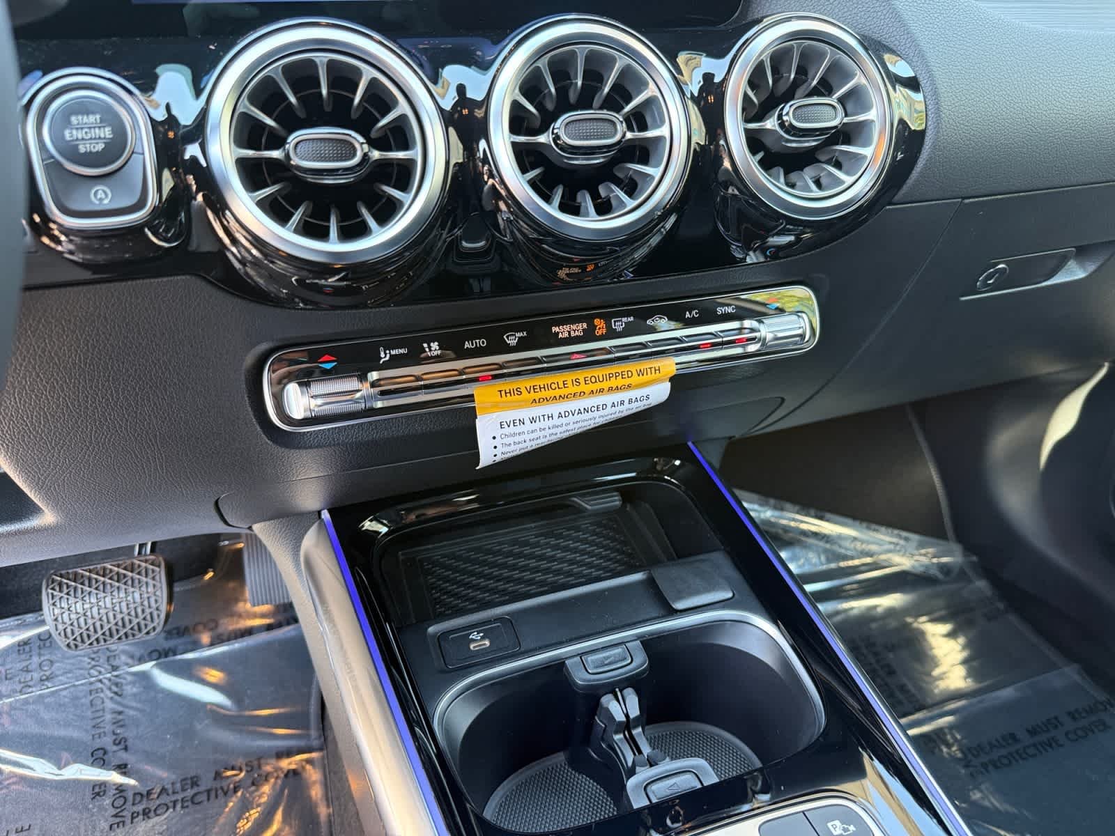 New 2026 Polar White Mercedes-Benz GLA 250 image 19