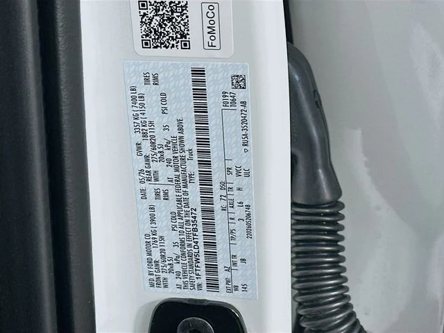 New 2026 Star White Metallic Tri-Coat Ford Lariat image 32
