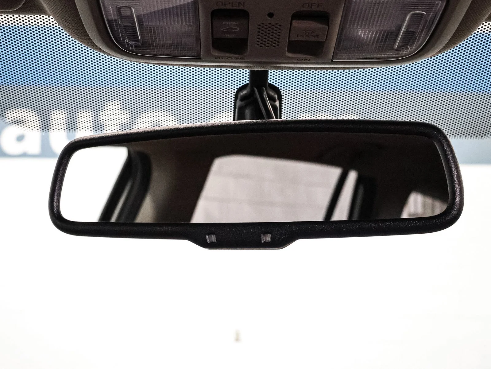 Used 2016 White Diamond Pearl Honda EX-L image 32