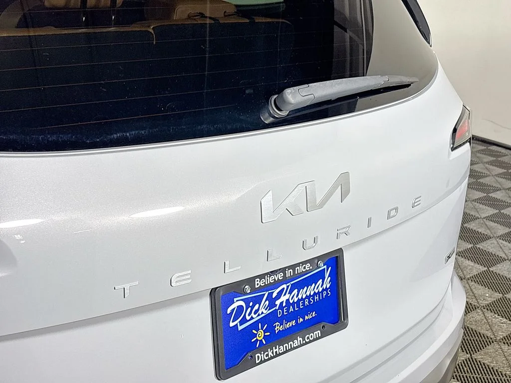 Certified Used 2023 Gray Kia SX-Prestige X-Pro image 26