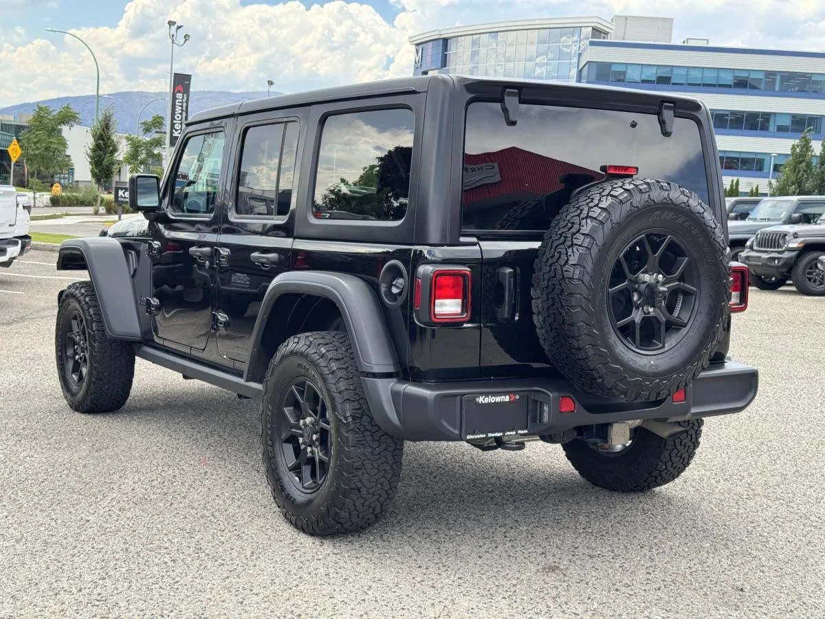 Used 2024 Black Jeep Sport image 10