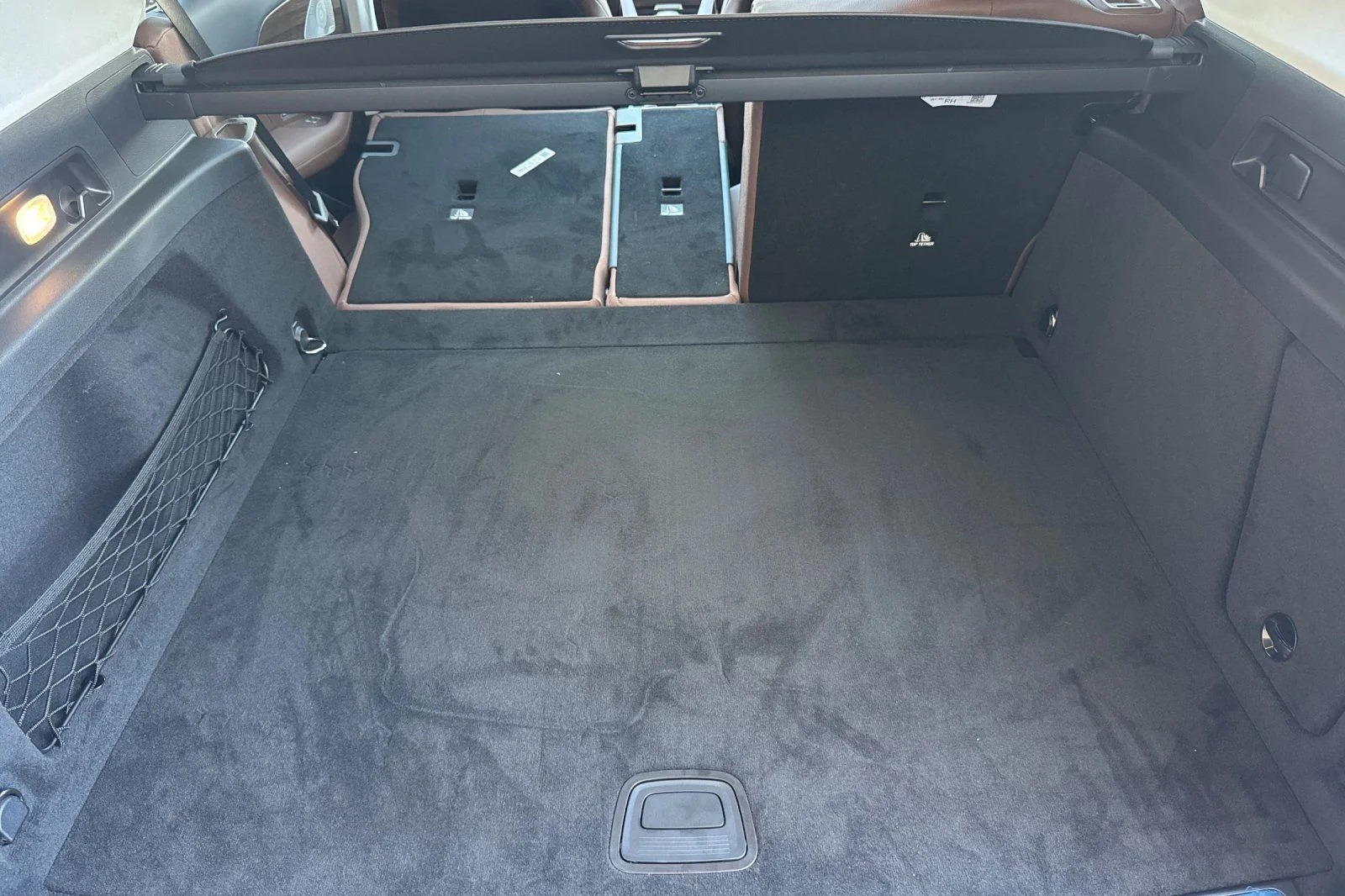 New 2026 Obsidian Black Metallic Mercedes-Benz GLE 350 image 13