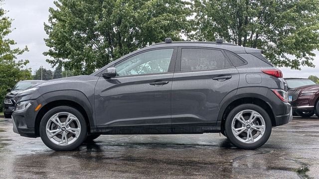 Used 2023 Gray Hyundai SEL image 4